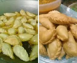 Bahan bahan yang di butuhkan untuk membuat kulit risoles yang enak, tidak mudah robek dan anti gagal adalah sebagai. Karipap Nak Kekal Rangup Dari Pagi Sampai Ke Petang Sebelum Ibu Masak Ikut Petua Ni Keluarga