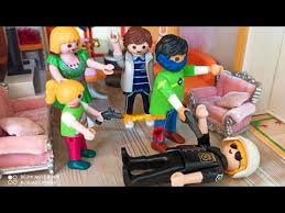 جنة ضربت الحرامي مشرط بالمسدس عائلة عمر جنه ورؤي قصص اطفال Playmobil Youtube Mario Characters Character Bowser