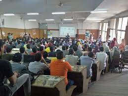 تجارة وإدارة أعمال ج حلوان. Ø­Ø§Ø³Ø¨Ø§Øª Ø§Ù„Ø²Ù‚Ø§Ø²ÙŠÙ‚ ØªÙˆÙØ± ÙØ±Øµ ØªØ¯Ø±ÙŠØ¨ÙŠØ© Ù…ØªÙ†ÙˆØ¹Ø© Ù„Ù„Ø·Ù„Ø§Ø¨ Ø§Ù„Ø´Ø±Ù‚ÙŠØ© ØªÙˆØ¯Ø§ÙŠ