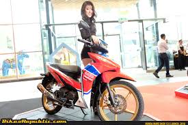 Back then, they had separate dreams, while tan. Boon Siew Honda Introduces New Dash 125 Prices Starting From Rm5 999