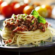Spaghettis Bolognaise Maison Recette En 2020 Spaghetti Bolognaise Maison Spaghetti Bolognaise Recette Italienne