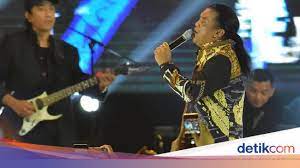 Check spelling or type a new query. Didi Kempot Sewu Kuto Ini Arti Lagu Dan Chord Gitarnya