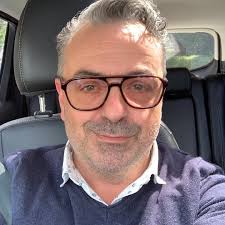 Chocolate Piñata! 🪅 Who remembers this one? #amauryguichon #chocolate