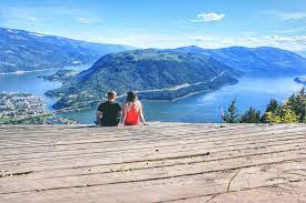 Looking west to mara lake and shuswap lake and a view of mount mara elevation: Don T Miss These Gorgeous Views From The Sicamous Lookout Sicamous Gorgeous View Around The Worlds