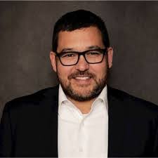 Eric Harton's Instagram, Twitter & Facebook