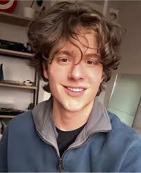 Silas Collier's Instagram, Twitter & Facebook