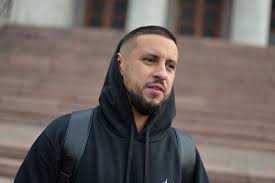 (2021) и monatik and lida lee, nino basilaya ритмоlove (new year's version) (2020). Monatik Posvyatil Trogatelnyj Stih Zhene S Nej Vse Nachinaet Ozhivat