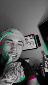 Ernie Mckenzie's Instagram, Twitter & Facebook