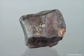Unter den hier aufgelisteten meteoriten befinden sich drei, von denen kein material mehr vorhanden ist, darunter der meteorit bad rodach (1775), dessen fall nur sehr mangelhaft nachgewiesen ist. Mjelleim Meteoritten Store Norske Leksikon