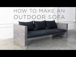 Möchte man ein sofa bauen, so sind neben handwerklichen fähigkeiten folgende werkzeuge und utensilien nötig. Stylisches Diy Garten Sofa Aus Holz Bauanleitung Zum Selber Bauen Machen Praktiker Marktplatz