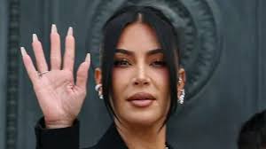 Mariah Carey's 'heart is broken' as her mom and sister both died