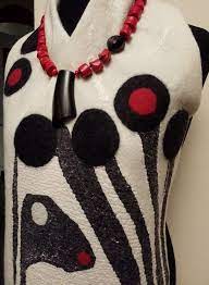 Pin By Arti On Artiwork Rit Maes Felt And Stage Felt Arty Statement Necklace