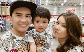 Cuộc sống tại Mỹ của vợ cũ Đan Trường và con trai thế nào sau khi công khai  ly hôn?