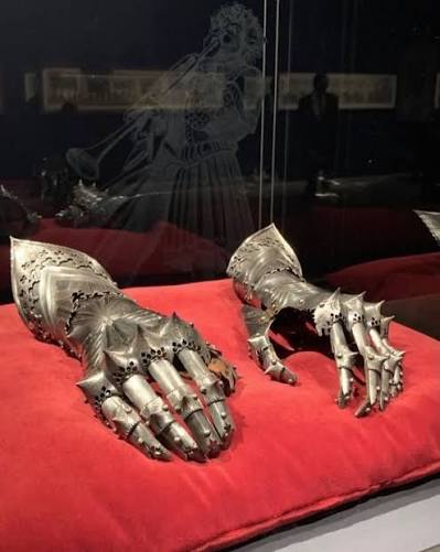 These armored gauntlets belonged to Holy Roman Emperor Maximilian I and  stayed in his personal collection from 1508 until his death in 1519. They  were made for his own use, not just
