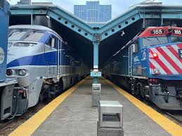 Chicago Metra - Ogilve Transportation Center : rTrainPorn