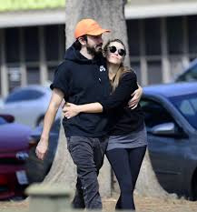 How much money is robbie robbie arnett (born march 3, 1992) is famous for being pop singer. Elizabeth Olsen And Robbie Arnett Out In Los Angeles 10 03 2017 Hawtcelebs