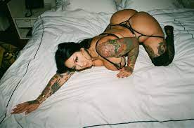 panty sniffing Archives | Fleshbot