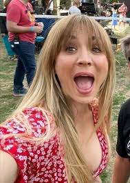 Adorable animal sidekicks are cute, brave, and full of fun facts! 🐴🐠🐒  Who would you want to have tag along