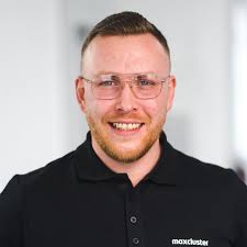 Künstliche Intelligenz im E-Commerce: Praxisorientierte Anwendungsfälle und  Beispiele für effizientes Datenmanagement und Kundenbindung