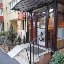 Detalii incredibile din culisele pușcăriilor. Optica Videre Brasov Cabinet Oftalmologie Brasov Mancare Petrecere Si Cazare