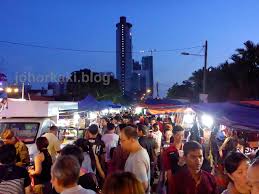 Feel free to browse and leave us as note. Monday Pasar Malam Near Ksl Mall Taman Century Johor Bahru Johor Kaki Travels For Food