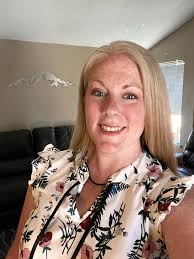 Can I get a hi at least? I like your profile 🥰🥰🥰🥰