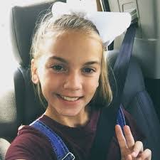 Kylee Davis's Instagram, Twitter & Facebook