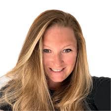 Brittany Demarest's Instagram, Twitter & Facebook