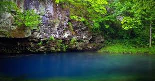Blue Springs Feeds Into Current River At Owls Bend Eminence Mo Big Springs Places To Go Favorite Places