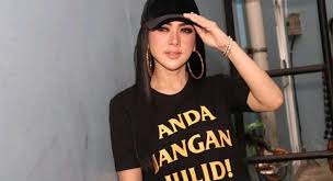 Demikianlah penjelasan arti kata gaes jika diterjemakan dalam kamus bahasa gaul. Bahasa Julid Adalah