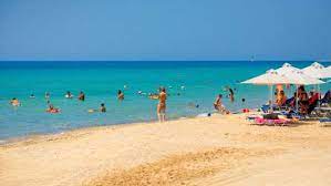 Κλειστε δωματιο στα νεα μουδανια. Paralia Nea Moydania Mytraveler Gr