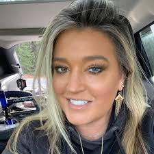 Lindsey Lewis and Dean Barrett's Wedding Website