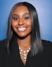 Amy Venezia, Director of Employee Development and Recruiting, is thrilled  to welcome the newest member to the recruitment team, Candance Taylor!