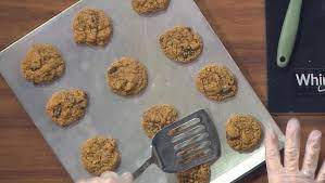 Shuumatsu no valkyrie sub indo episode 1 : Oatmeal Raisin Cookies Ireland Am