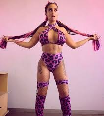A new version of last.fm is available, to keep everything running smoothly, please reload the site. Buon Compleanno Elettra Lamborghini I 26 Anni Della Twerking Queen In 26 Assurdi Look
