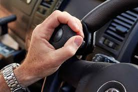 Contraint de jeter des vaccins astrazeneca, un médecin lance l'alerte. Guide D Achat Boule De Volant Avis Sur Pommeau De Conduite