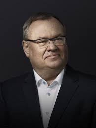 Is Donald Trump's Dark Russian Secret Hiding in Deutsche Bank's Vaults?