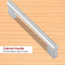 Associez ces poignées caractéristiques aux portes de vos meubles de cuisine et de salle de bain pour ajouter des accents. 20pcs Set 12mm Poignee En Inox Brosse Maison Cuisine Portes De Tiroirs Armoires Achat Vente Poignee De Porte 20pcs Set 12mm Poignee En Cdiscount