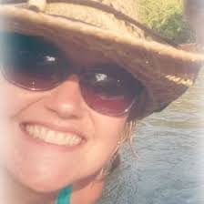 𝓡𝓮𝓷𝓮𝓮 𝓛𝔂𝓷 𝓗𝓪𝓷𝓼𝓮𝓷 (@iowamamaof3)