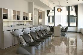 Vous êtes fournisseur d' équipements et de mobilier pour salon de coiffure, et vous n' apparaissez pas encore dans notre annuaire, ou certaines de vos informations doivent être mises à jour ? Tout Connaitre Du Mobilier D Un Salon De Coiffure Pour Savoir Lequel Choisir