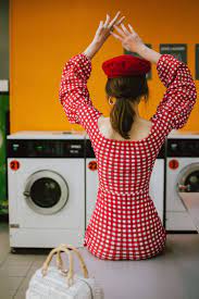 How To Make A Gingham Bodycon Dress Look Casual Couturezilla Gingham Dress Outfit Outfits With Hats Fashion