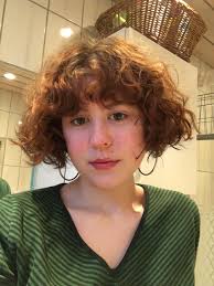 Many famous singers, professional athletes prefer long hairstyles. Anyone Know Any Good Products For 2c 3a Curls I Ve Been Dealing A Lot With Frizz But I Find That Most Products That Combat Frizz Weights Down My Curls Curlyhair