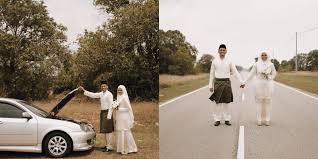 Kereta saya tu memang habis minyak. Pasangan Pengantin Hasilkan Photoshoot Kreatif Ini Selepas Kereta Rosak Di Tepi Jalan