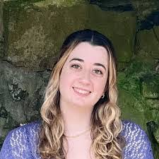 Amber Muehl's Instagram, Twitter & Facebook