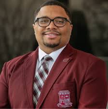 I am thrilled to announce that I will be joining the University of South  Carolina as an Exploratory Advisor and Academic Coach. Go Gamecocks! 🤙🏾🎉 