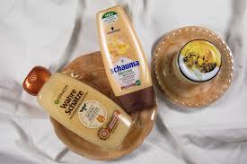 Er ist der stärkste honig in der manuka welt und eine absolute rarität unter den manuka honigen. Produkte Mit Honigduft Marie Theres Schindler Beauty Blog