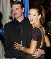 Ben Affleck And Jennifer Garner Split After 10 Years Jennifer Garner Scott Foley Celebrity Couples