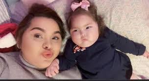 Leah Gomez's Instagram, Twitter & Facebook