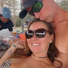 Does anybody know who rents the trailers