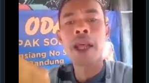 Ditawarkan Pria Bernada Ngegas Odading Mang Sholeh Ini Mendadak Viral